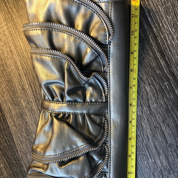 Clutch Purse - Picture 4 of 6